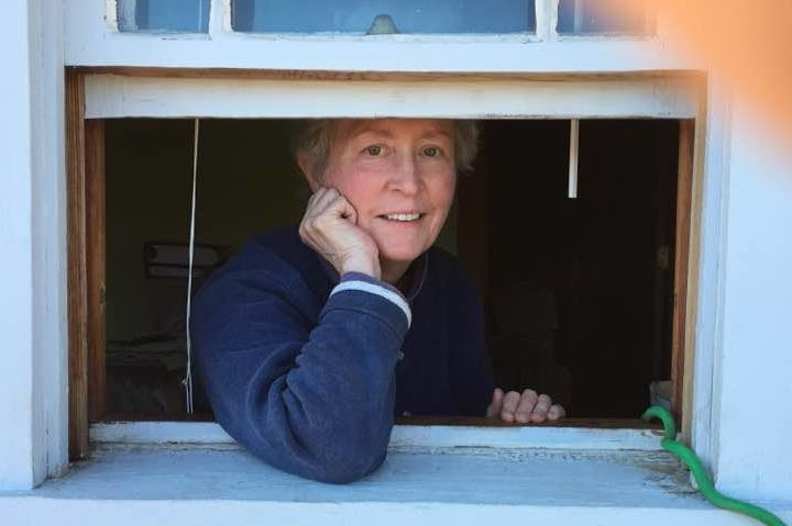 Rachel Stark headshot