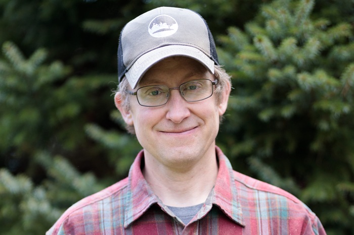 Rachel Stark headshot